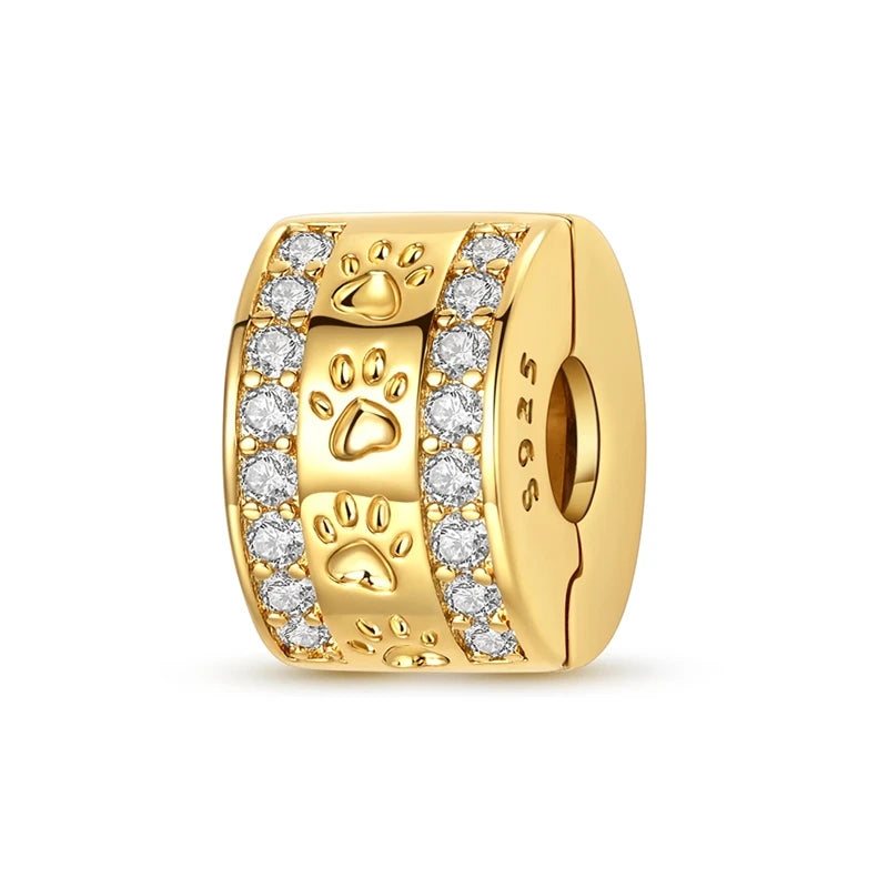 Charm Golden Butterfly ᵘⁿⁱᵛᵉʳˢᵃˡ ᶜᵒᵐᵖᵃᵗⁱᵇⁱˡⁱᵗʸ