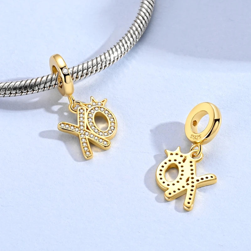 Charm Golden Butterfly ᵘⁿⁱᵛᵉʳˢᵃˡ ᶜᵒᵐᵖᵃᵗⁱᵇⁱˡⁱᵗʸ